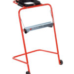 Support pour papier de nettoyage - Plastique / métal, Rouge, Avec roulettes et porte-sac poubelle, 56 cm, 1 pcs